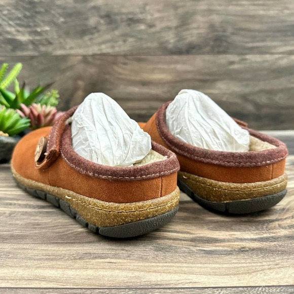 NIB Earth Origins Ezra 8 39 Acorn Brown Slip On Clogs Suede - Picture 7 of 11